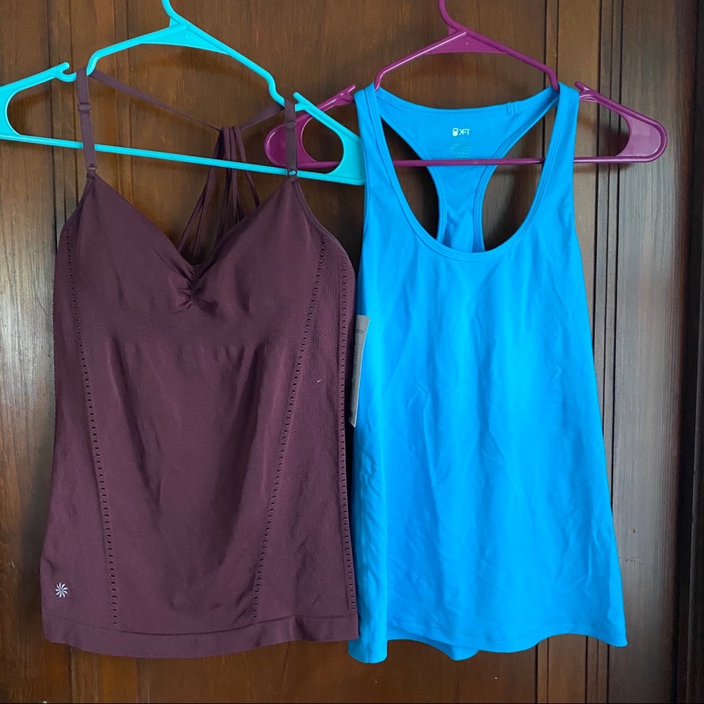 2 tank tops Maroon and blue. SIZE M